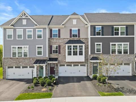 Photo for 150 Curtis Ct