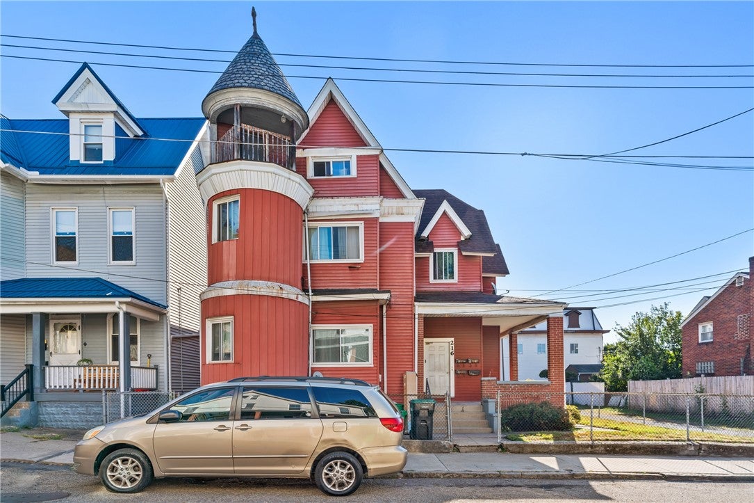 216 Clifton Ave