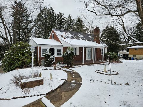 Photo of 471 Kimlyn Ave, Irwin, PA 15642 (MLS # 1733082)