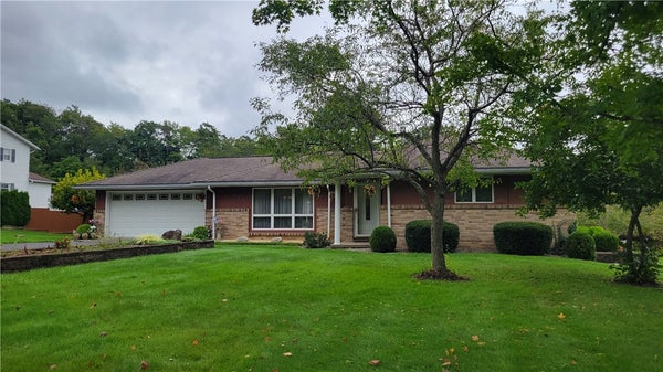 395 S LYNN AVE, SOMERSET, PA 15501 - Image c8c60af1233f0799e0629ccf679a8ce6/41786779