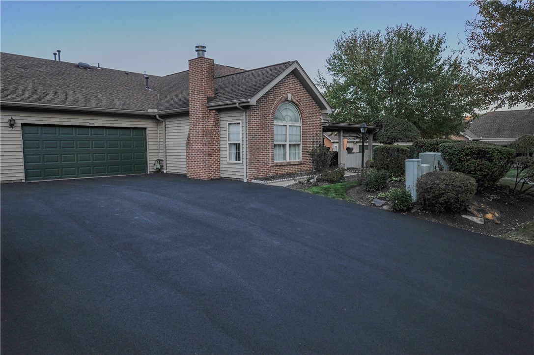 1467 Greenbriar Court