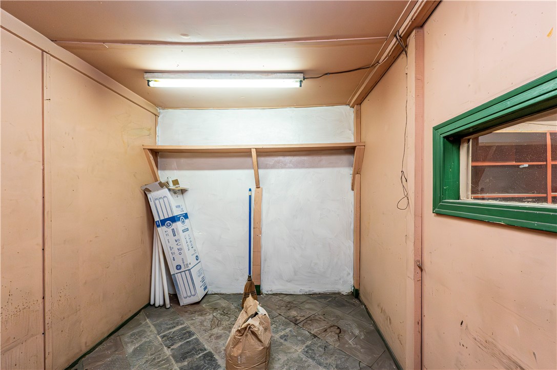 Jeannette, Pennsylvania 15644, United States, ,Commercial,Active,234125