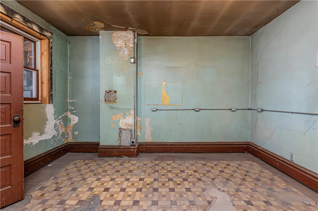 Jeannette, Pennsylvania 15644, United States, ,Commercial,Active,234125