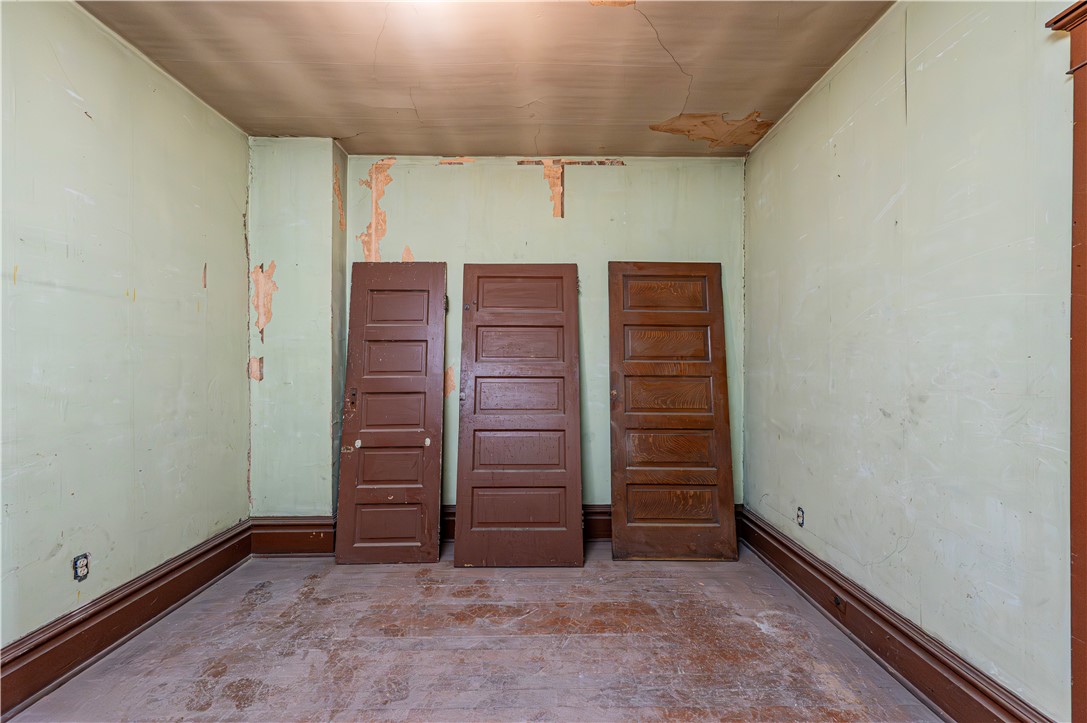 Jeannette, Pennsylvania 15644, United States, ,Commercial,Active,234125