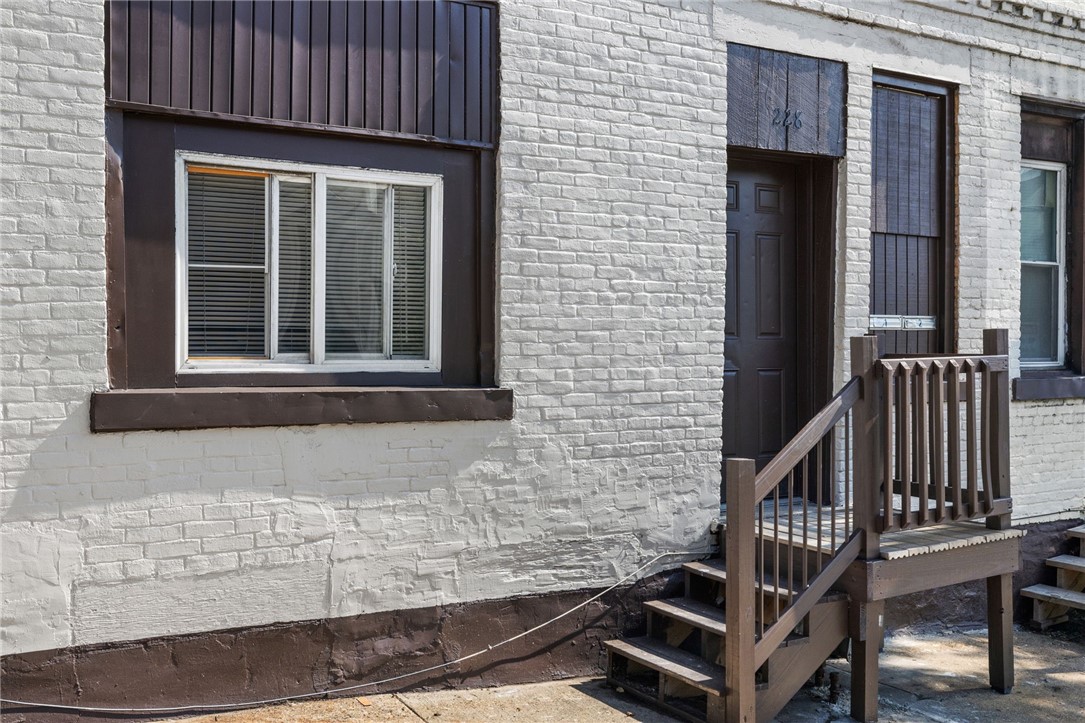 228 Steuben St