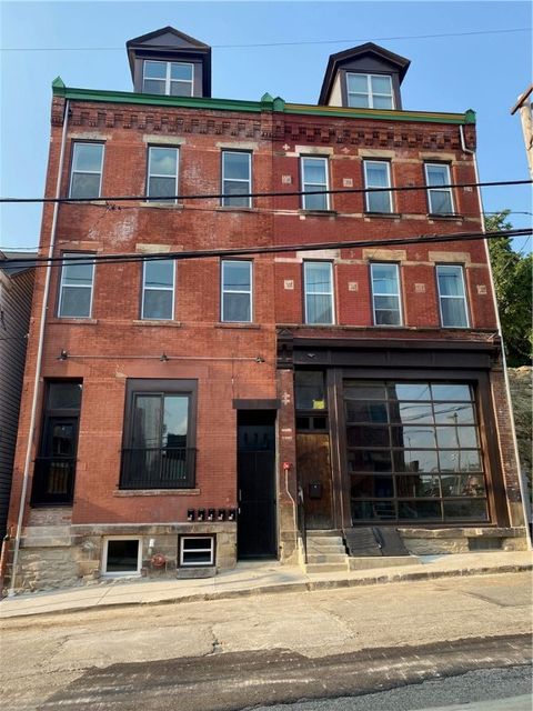 Photo of 836-838 Concord St, Pittsburgh, PA 15212 (MLS # 1737838)