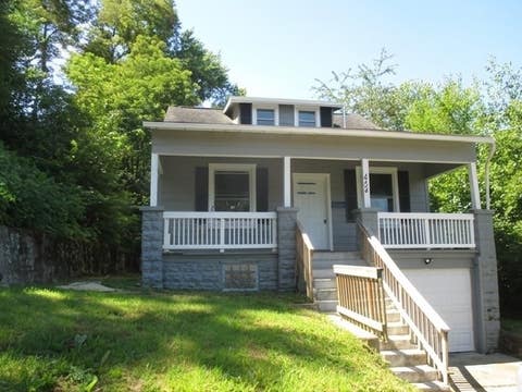 Photo for 454 2nd Ave