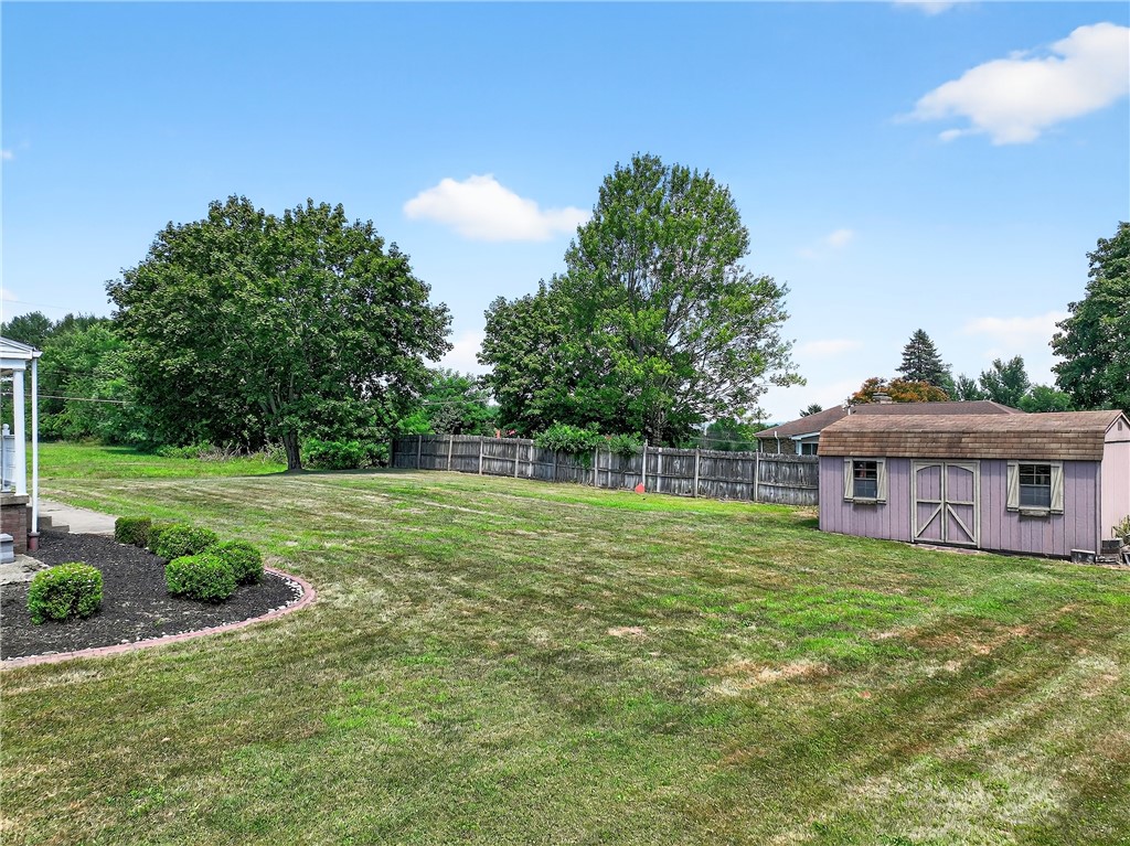 Moon/Crescent Twp, Pennsylvania 15108, United States, 4 Bedrooms Bedrooms, ,3 BathroomsBathrooms,Residential,Active,184527