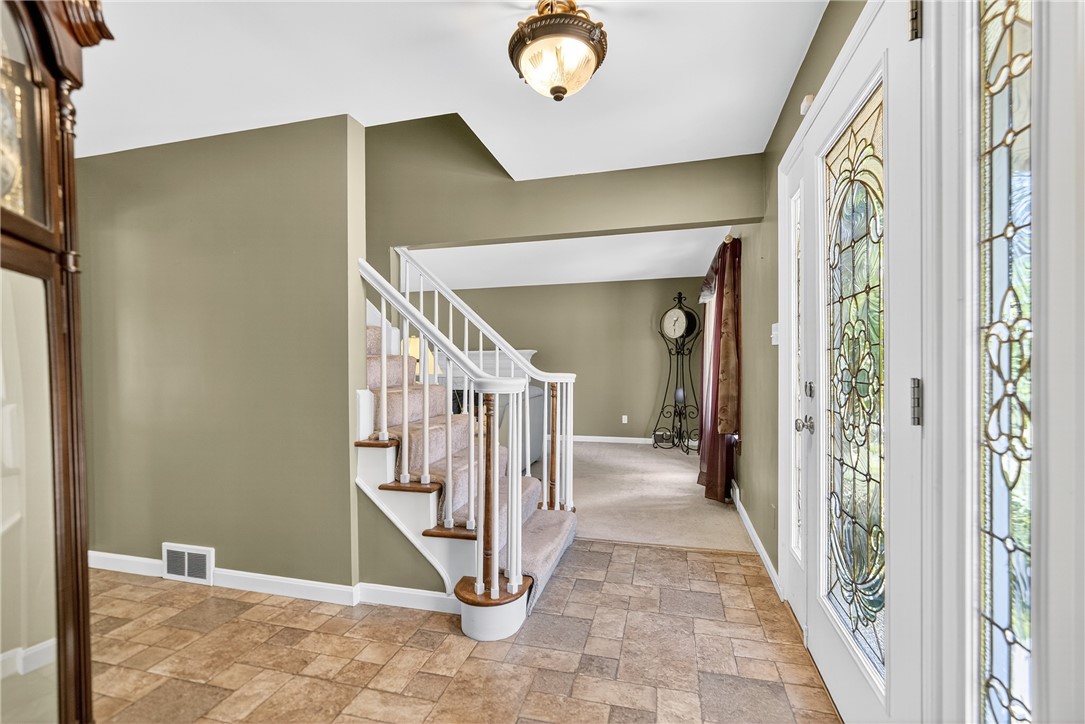 Moon/Crescent Twp, Pennsylvania 15108, United States, 4 Bedrooms Bedrooms, ,3 BathroomsBathrooms,Residential,Active,184527