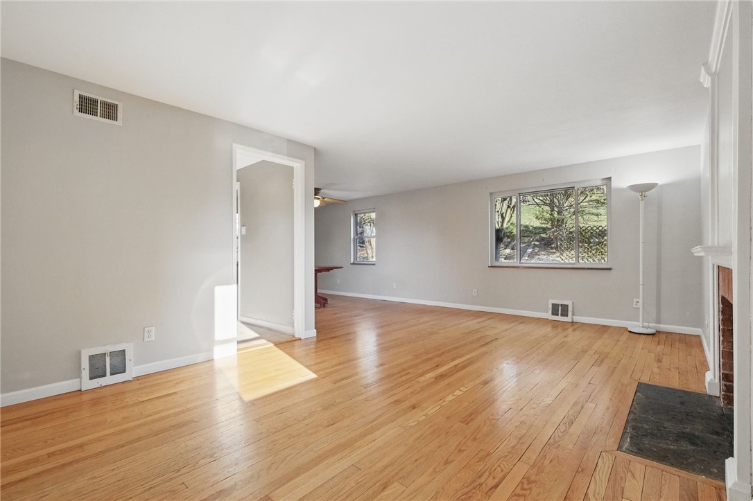 5373 Orchard Hill Drive Dr, Whitehall, Pennsylvania image 9
