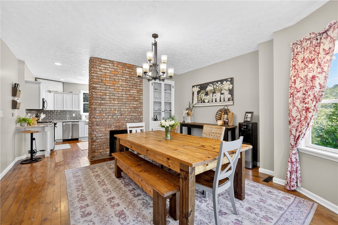 City Of Washington, Pennsylvania 15301, United States, 4 Bedrooms Bedrooms, ,3 BathroomsBathrooms,Residential,Active,179258