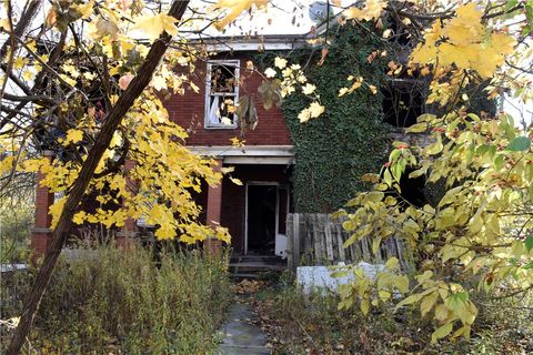 439 Green St Brownsville PA 15417