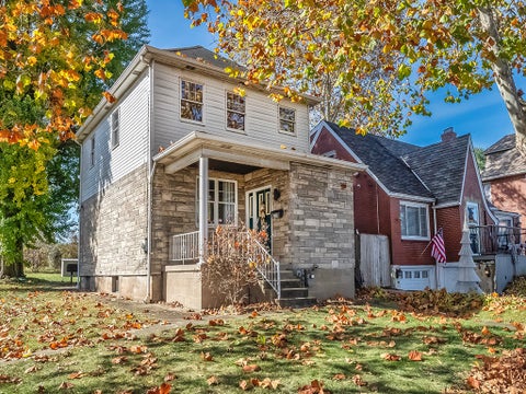 Photo for 828 Hinnerman St