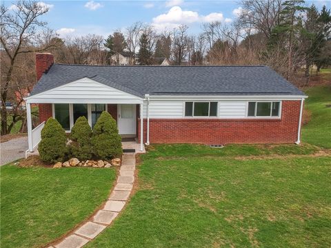 Photo of 112 Indian Dr, Pittsburgh, PA 15238 (MLS # 1745818)