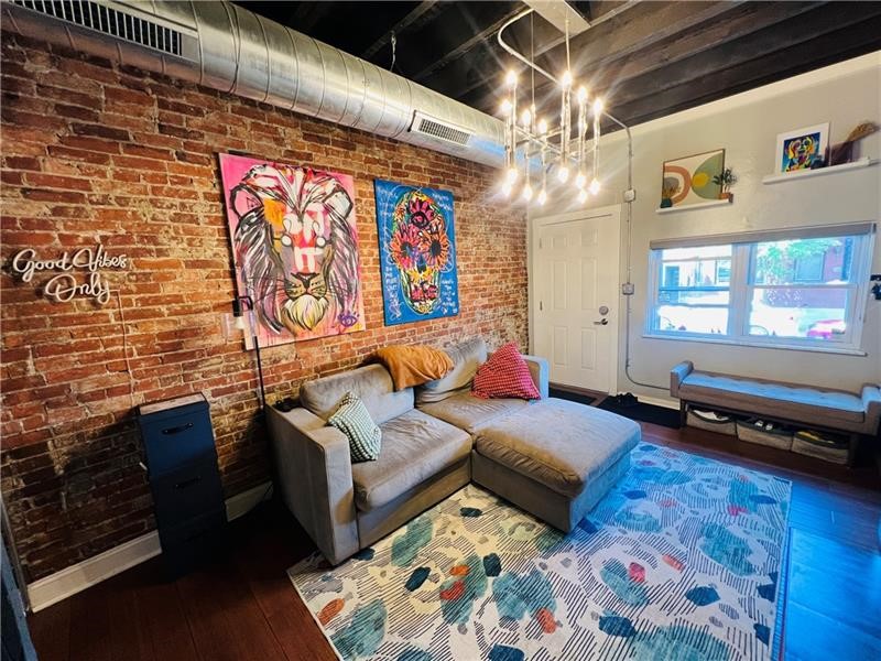 Lawrenceville, Pennsylvania 15201, United States, 3 Bedrooms Bedrooms, ,2 BathroomsBathrooms,Residential,Active,129798