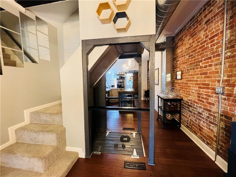 Lawrenceville, Pennsylvania 15201, United States, 3 Bedrooms Bedrooms, ,2 BathroomsBathrooms,Residential,Active,129798