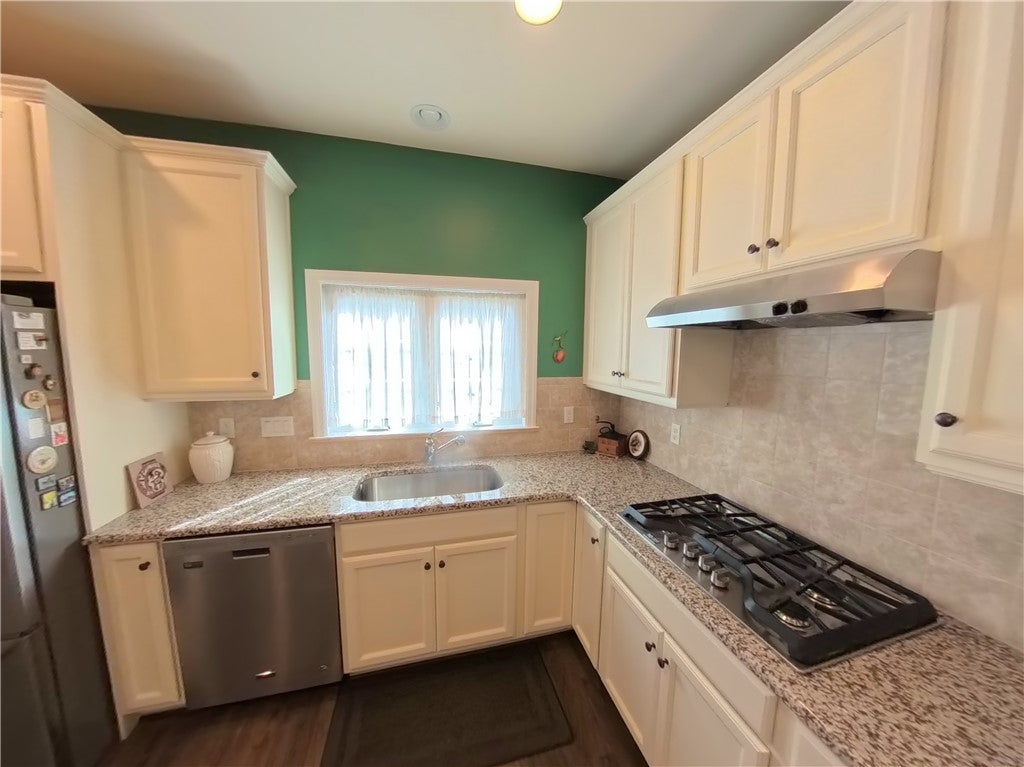 119 Summer Seat Ln
