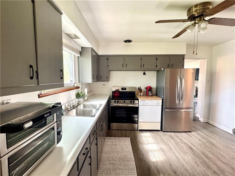 Twp Of But SE, Pennsylvania 16002, United States, 3 Bedrooms Bedrooms, ,2 BathroomsBathrooms,Residential,Active,180077