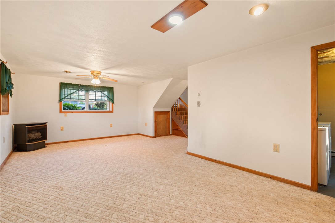 Johnstown, Pennsylvania 15909, United States, 3 Bedrooms Bedrooms, ,3 BathroomsBathrooms,Residential,Pending,183966