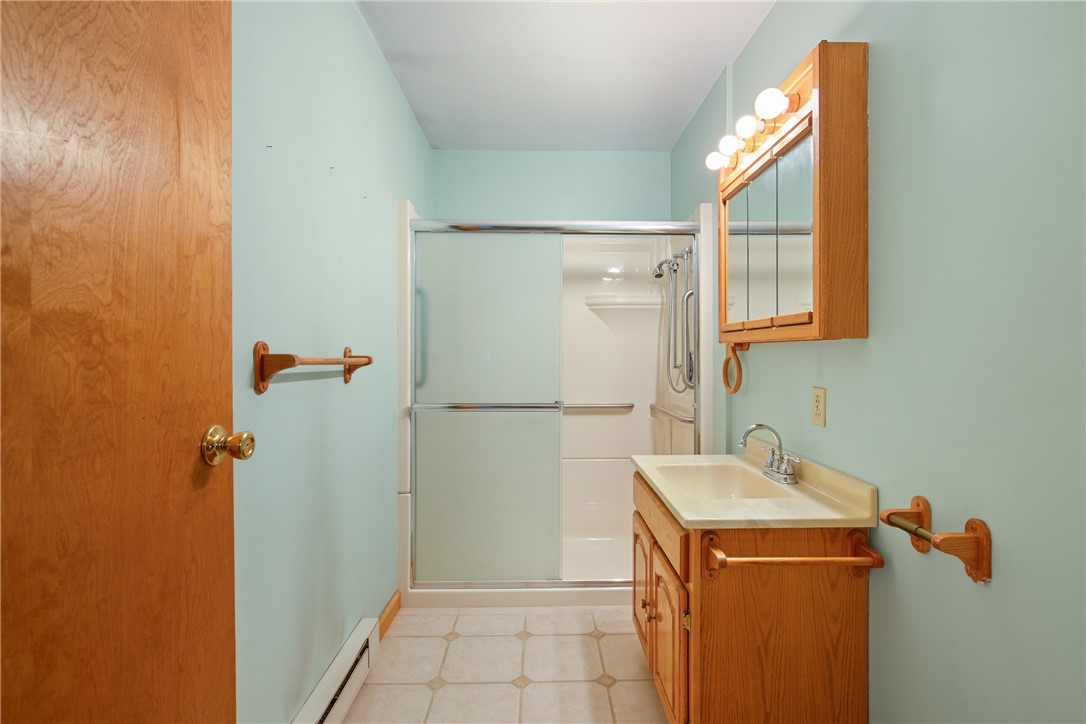 Johnstown, Pennsylvania 15909, United States, 3 Bedrooms Bedrooms, ,3 BathroomsBathrooms,Residential,Pending,183966