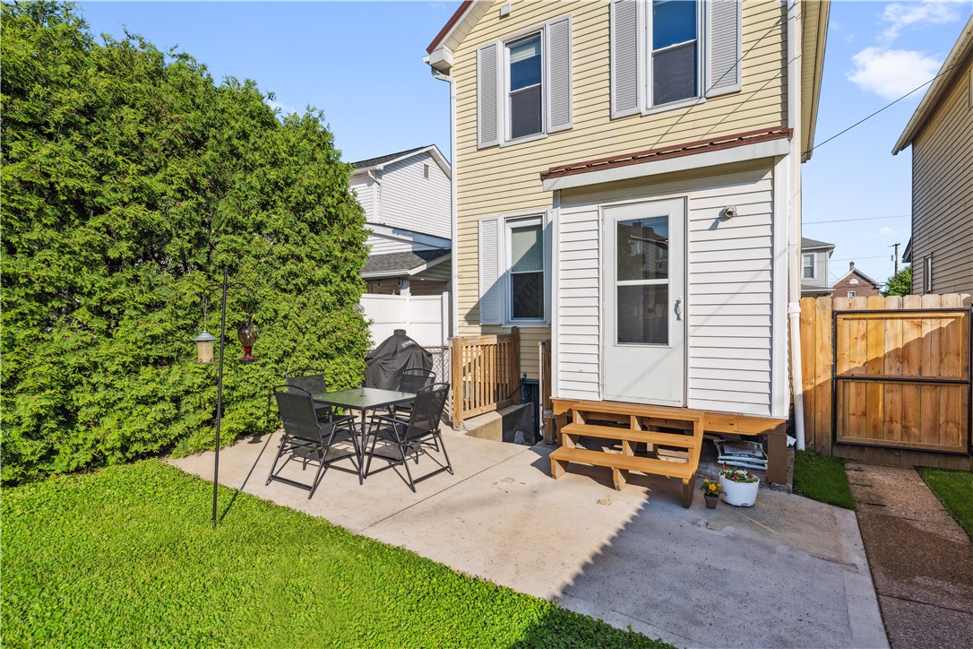 333 Washington St St, Latrobe, Pennsylvania image 3