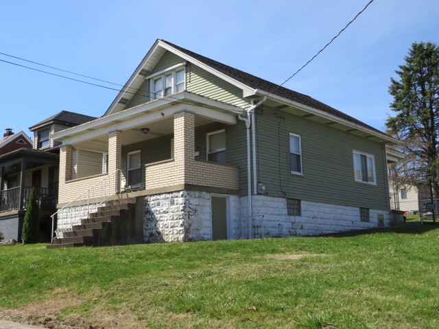 1105 Dennis Ave Ave, Monessen, Pennsylvania image 3