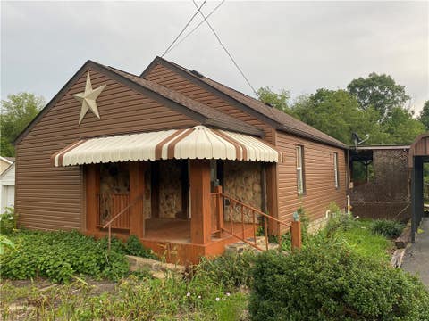 Photo of 122 Hoy St, Rices Landing Boro, PA 15357 (MLS # 1764393)