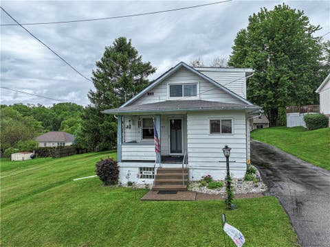 Homes For Sale - 425 California Avenue Ave<br/> Monroeville, PA 15146