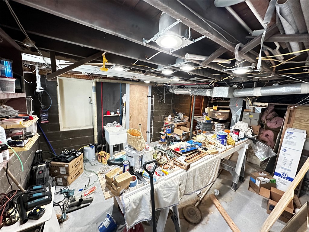 39 Dunkard Ave Ave, Uniontown, Pennsylvania image 20