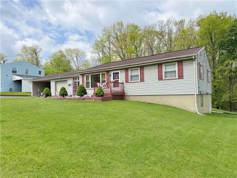 Homes For Sale - 127 N Cascade St St<br/> Lawrence County, New Castle, PA 16101