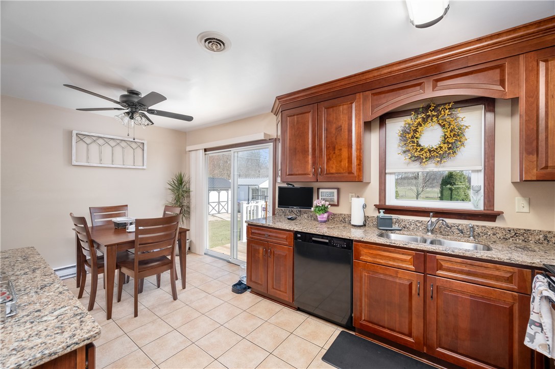 Mercer Twp - But, Pennsylvania 16057, United States, 3 Bedrooms Bedrooms, ,2 BathroomsBathrooms,Residential,Active,94938