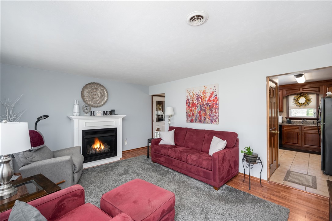 Mercer Twp - But, Pennsylvania 16057, United States, 3 Bedrooms Bedrooms, ,2 BathroomsBathrooms,Residential,Active,94938