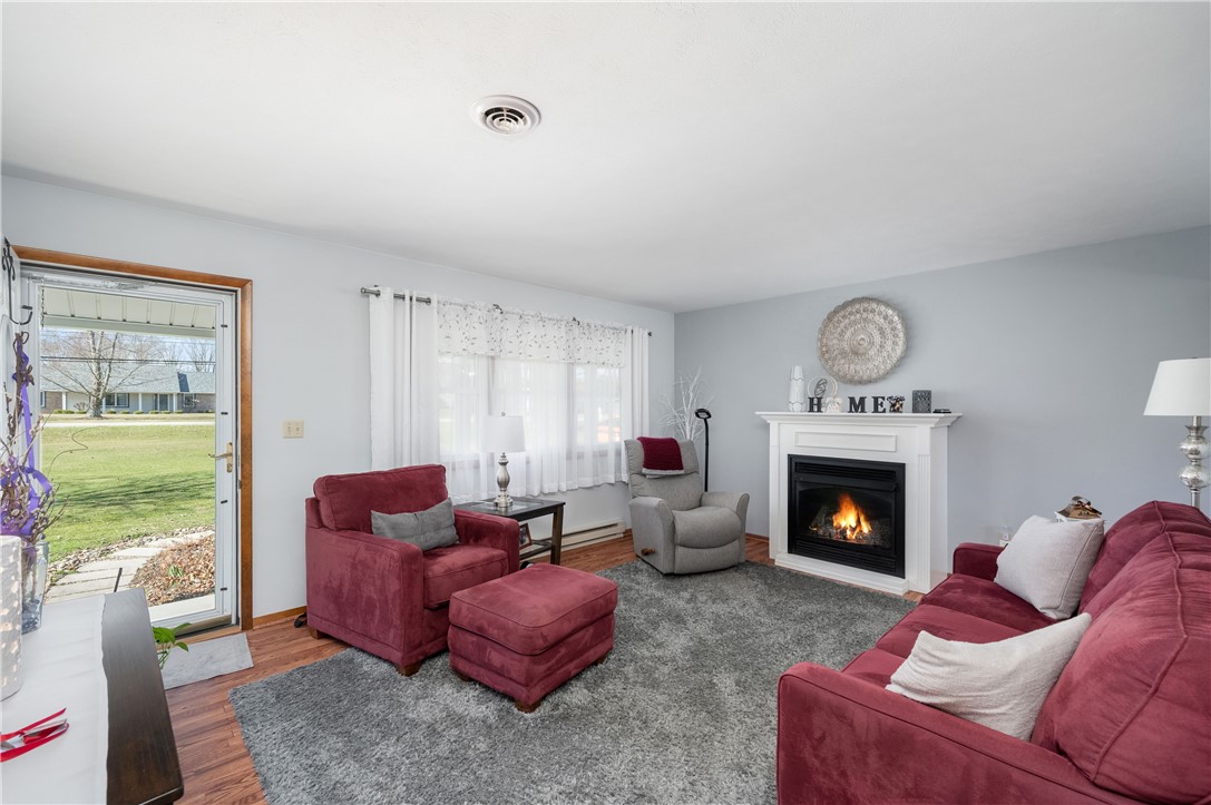 Mercer Twp - But, Pennsylvania 16057, United States, 3 Bedrooms Bedrooms, ,2 BathroomsBathrooms,Residential,Active,94938