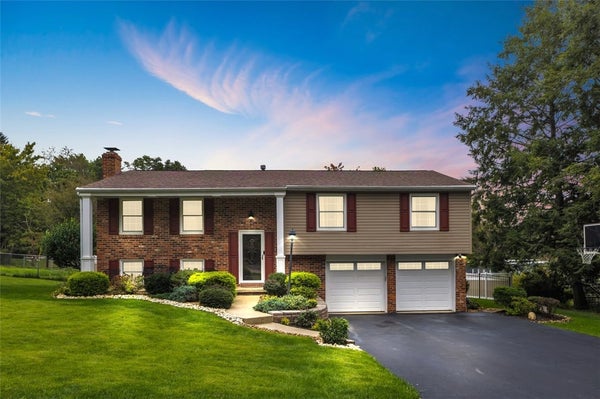 6 GREENVIEW DR, JEANNETTE, PA 15644 - Image ca8ec8ea1c28e6d0f33c69b9e73d8528/3489065898