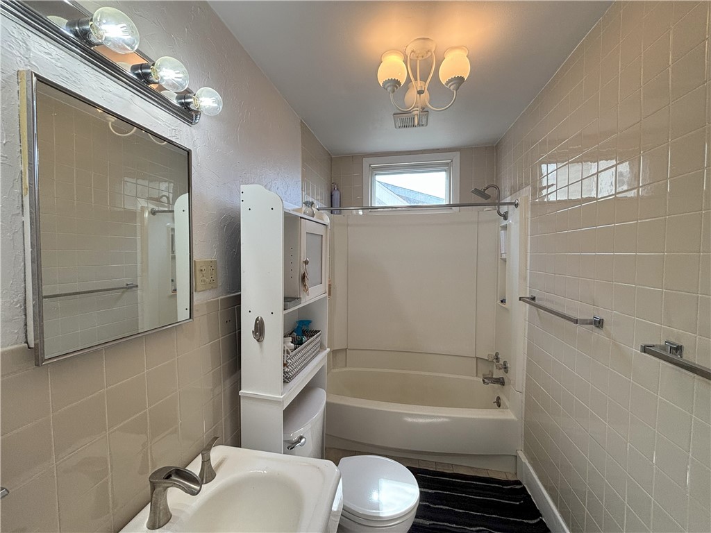 Latrobe, Pennsylvania 15650, United States, 2 Bedrooms Bedrooms, ,2 BathroomsBathrooms,Residential,Active,205046