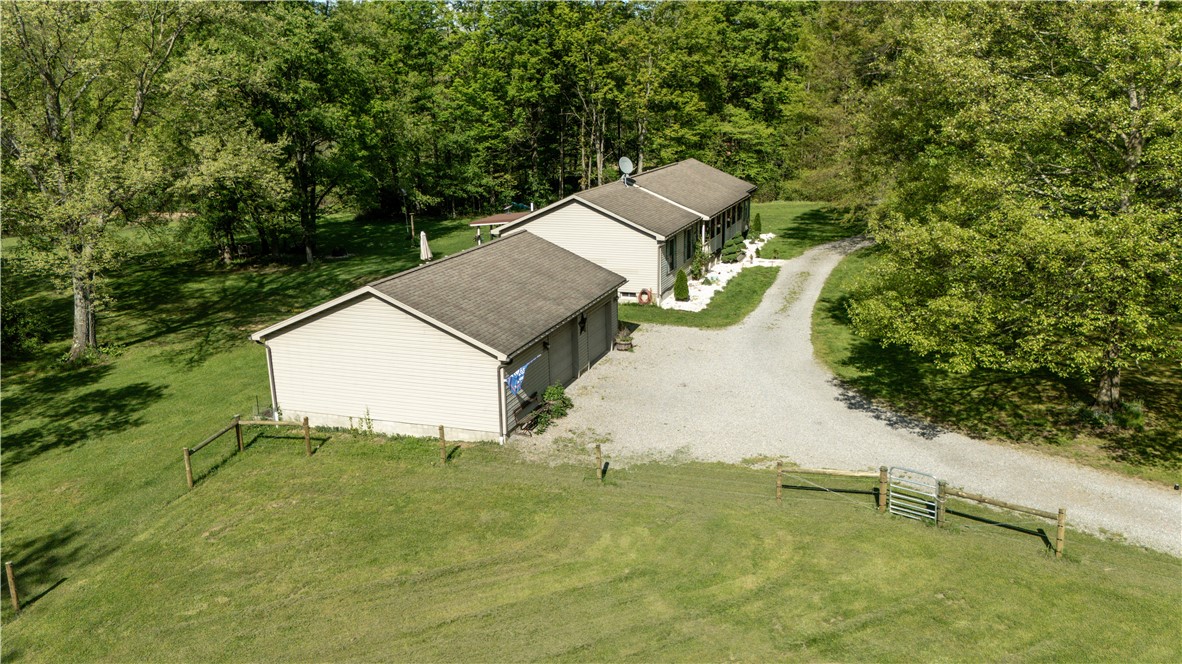 529 Mill Creek Rd Rd, Mill Creek, Pennsylvania image 3