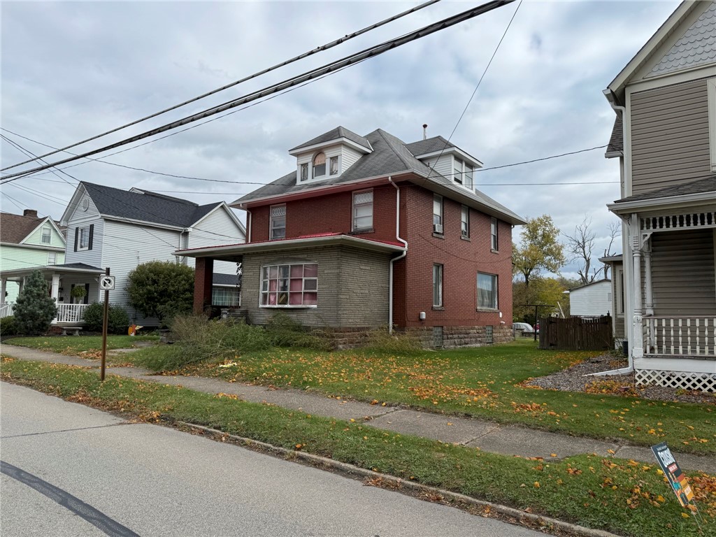 216 E Pike St