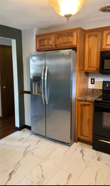 Canton Twp, Pennsylvania 15301, United States, 3 Bedrooms Bedrooms, ,2 BathroomsBathrooms,Residential,Pending,243186