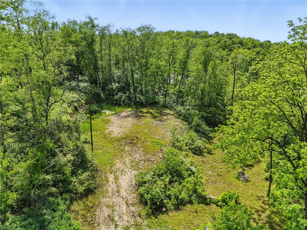 1408 Willow Ln