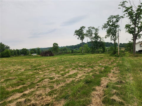 Photo of 402 Ceylon Rd, Carmichaels, PA 15320 (MLS # 1762014)
