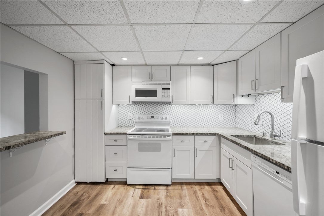 Sewickley, Pennsylvania 15143, United States, 1 Bedroom Bedrooms, ,1 BathroomBathrooms,Residential,Active,182532