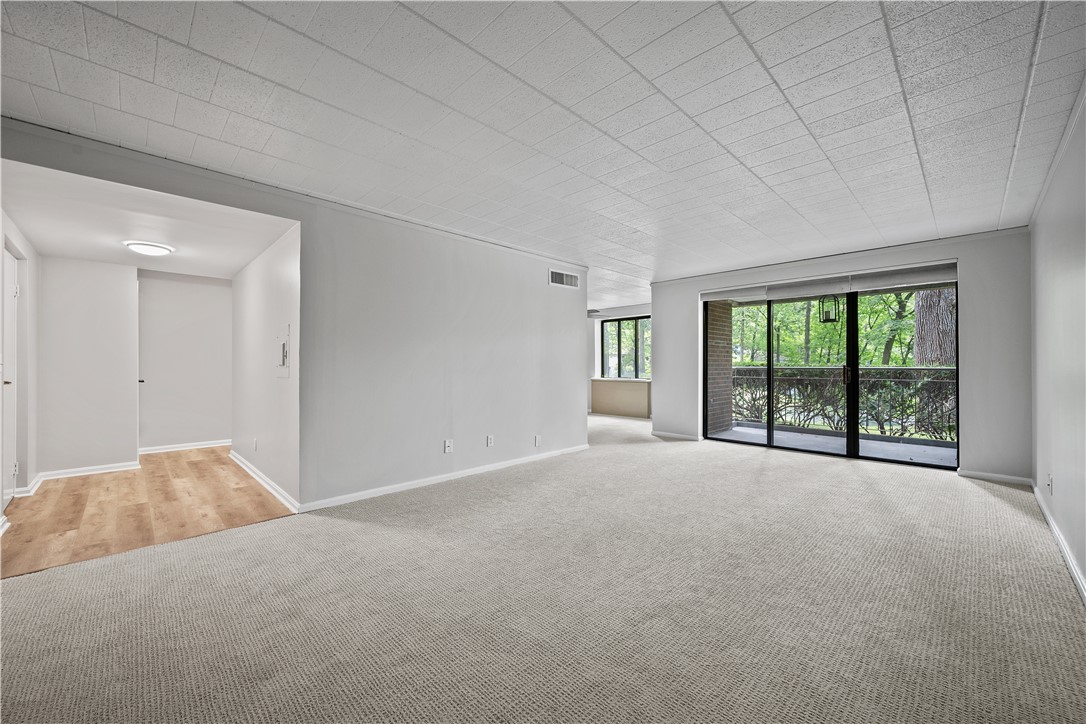 Sewickley, Pennsylvania 15143, United States, 1 Bedroom Bedrooms, ,1 BathroomBathrooms,Residential,Active,182532