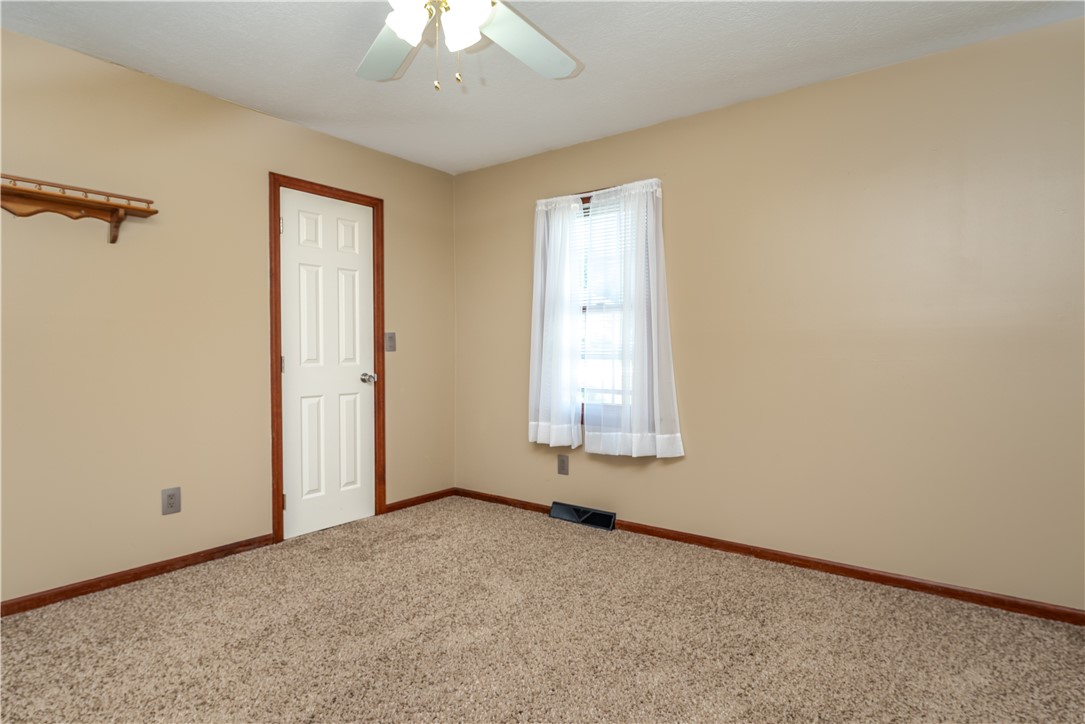 Seven Fields Boro, Pennsylvania 16046, United States, 4 Bedrooms Bedrooms, ,3 BathroomsBathrooms,Residential,Active,159020