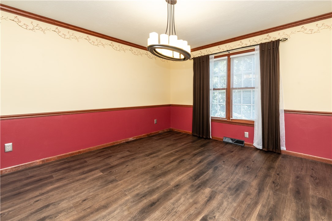 Seven Fields Boro, Pennsylvania 16046, United States, 4 Bedrooms Bedrooms, ,3 BathroomsBathrooms,Residential,Active,159020