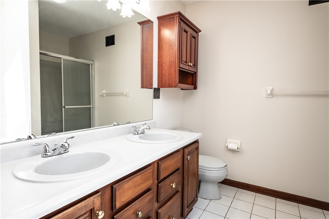 Seven Fields Boro, Pennsylvania 16046, United States, 4 Bedrooms Bedrooms, ,3 BathroomsBathrooms,Residential,Active,159020