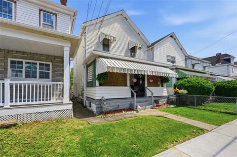 Photo of 1133 9th St, Mc Kees Rocks, PA 15136 (MLS # 1758215)
