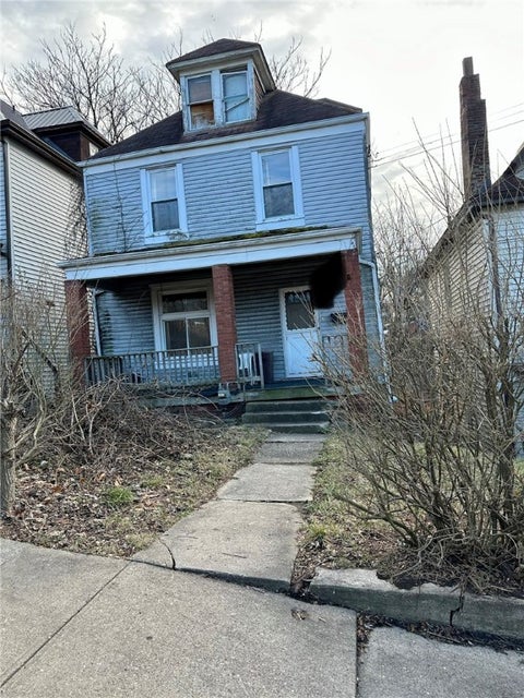 Photo for 210 Capital Ave