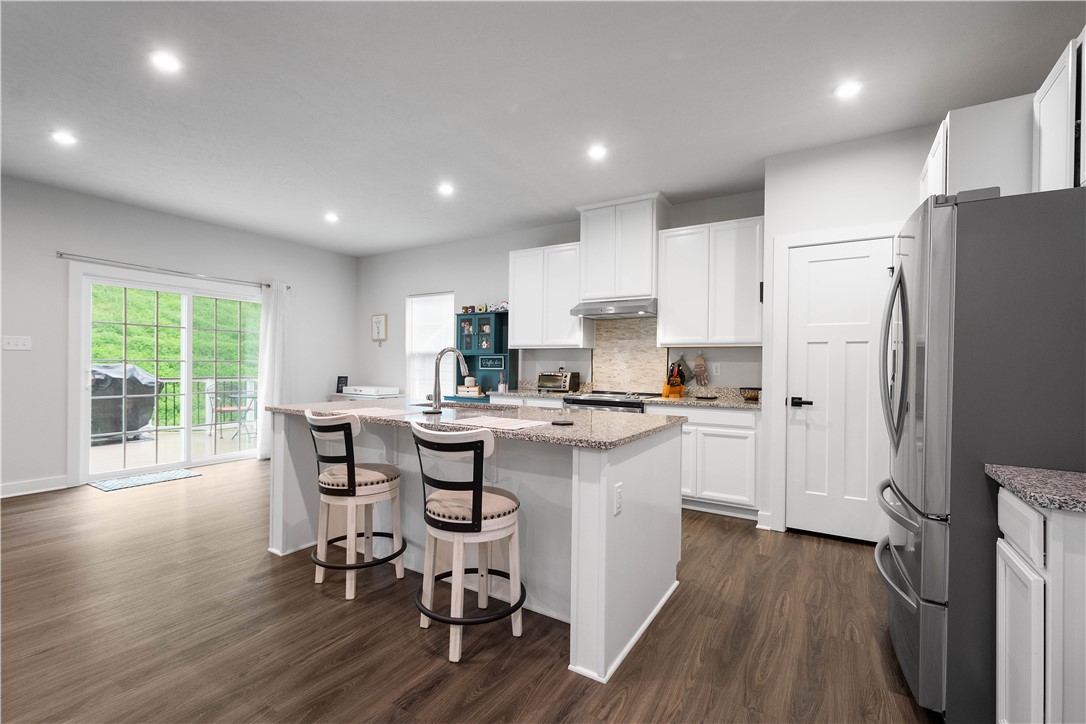 2025 Pinnacle Way, South Park, Pennsylvania image 6