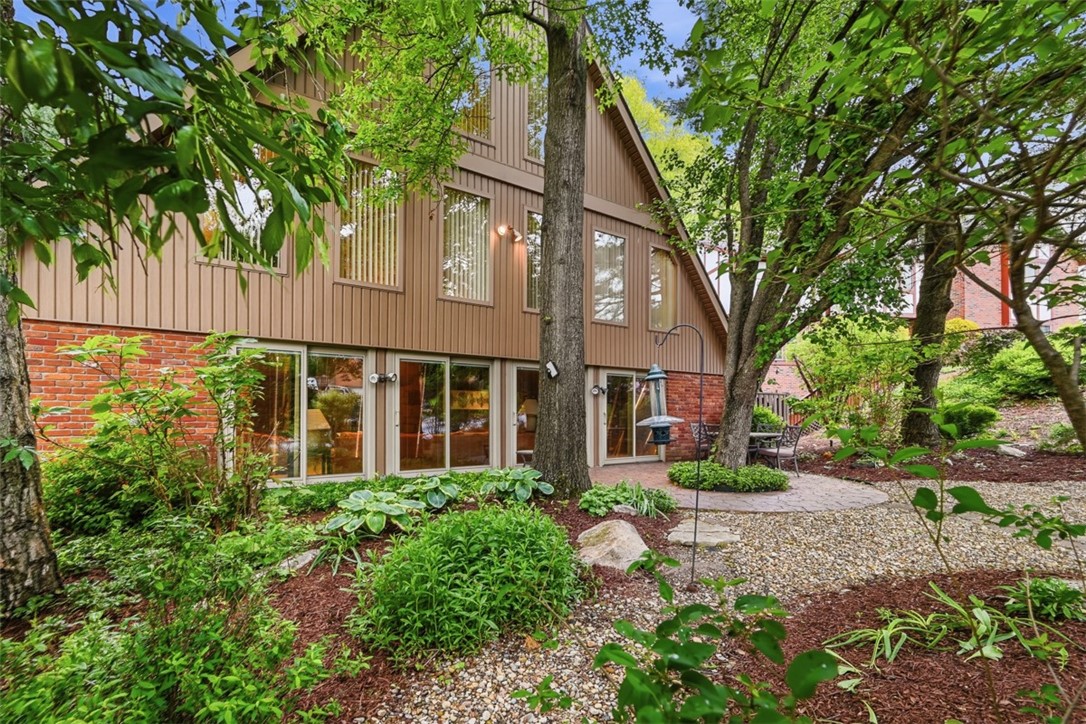 105 Regal Court