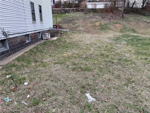 1043 McKean Ave Donora PA 15033